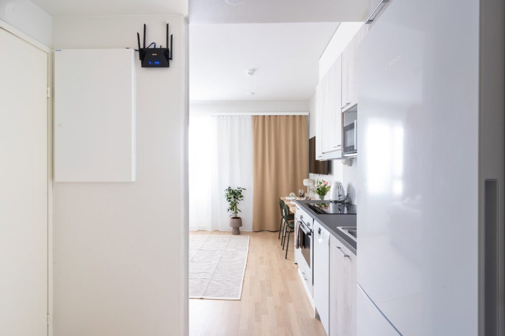 Full kitchen