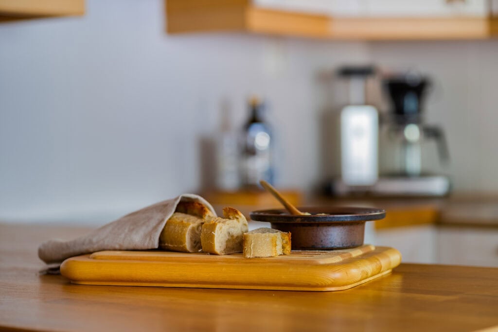 Full kitchen