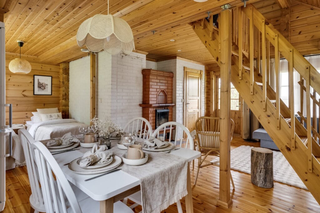 Full kitchen