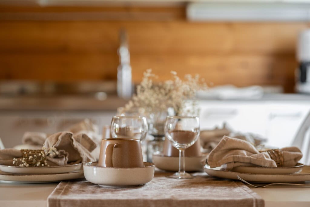 Full kitchen