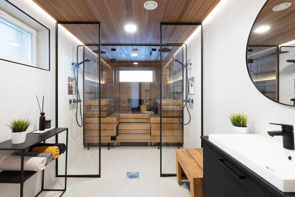 Full bathroom 1