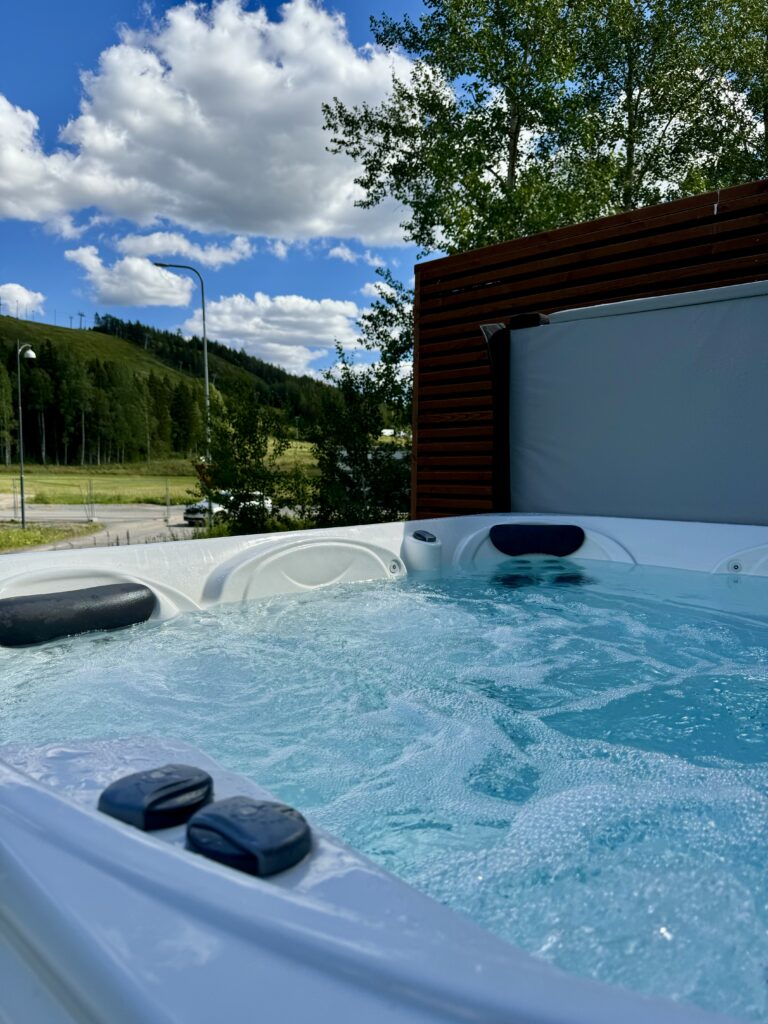 Hot tub